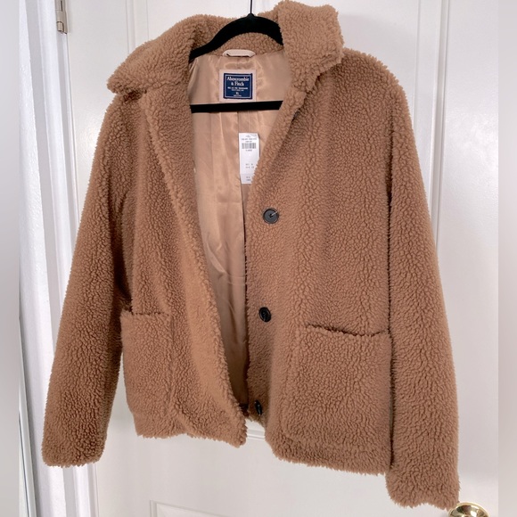Abercrombie & Fitch Women’s Caramel Teddy Jacket | Size XL - Picture 3 of 6